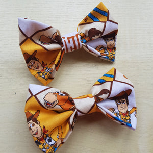 Cowboy bows